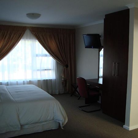 The Dondi Lodge Port Elizabeth Eksteriør bilde