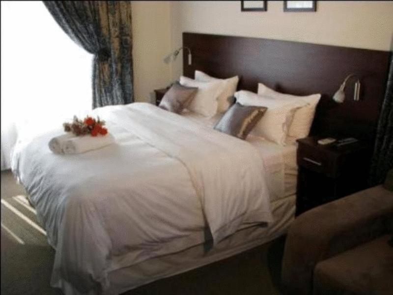 The Dondi Lodge Port Elizabeth Eksteriør bilde